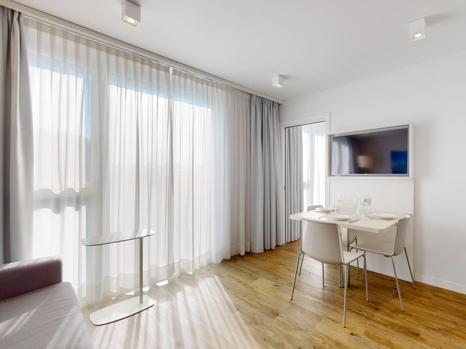 Nonanteneuf Appart Hotel Vevey - Contactless Check-In Buitenkant foto
